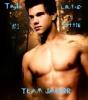 Taylor Lautner ---Team Jacob----